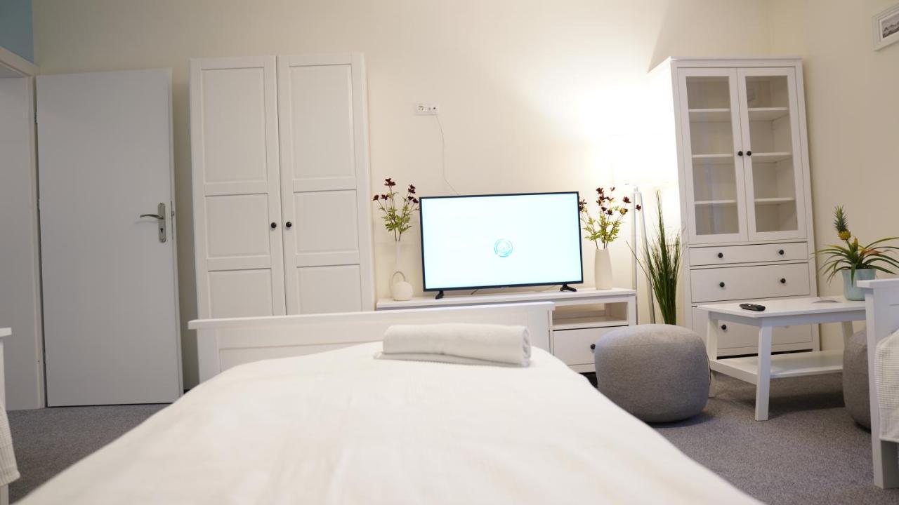 Płock Mcew Studnia Bed & Breakfast エクステリア 写真
